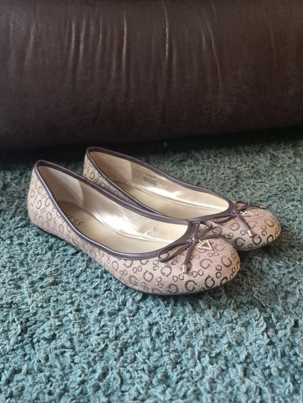 Guess All Over Logo Flat Gracie Tan Brown Size 9